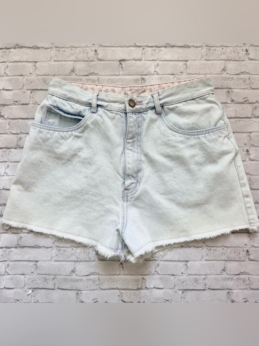 Vintage High-Rise Light Wash Denim Cut Off Shorts